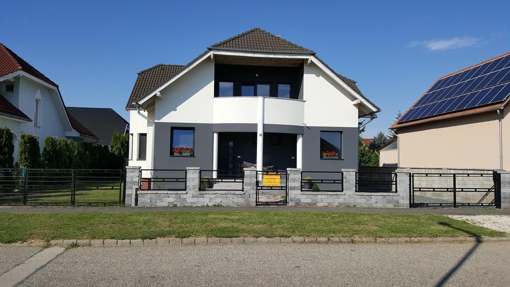 Honfoglalas Apartment Bük Dış mekan fotoğraf